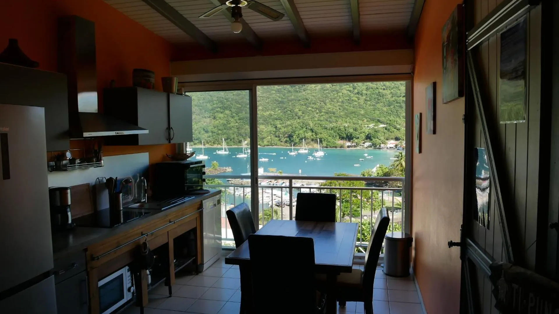 Daire Le Duplex A Deshaies,Vue Mer ,Village A Pieds
